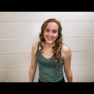 Meet your Posher, Caitlin